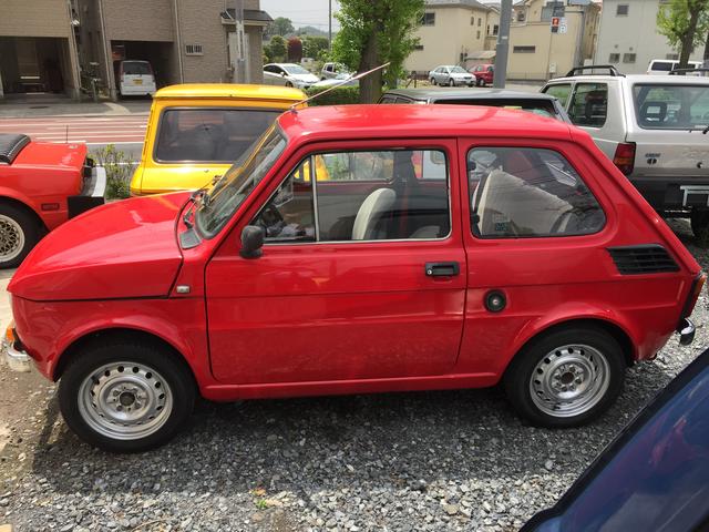 まとまりのある小型車らしいスタイリング